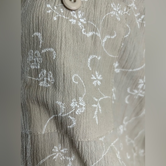 Jeno Neuman Buttoned Blouse size PM NWT - Picture 8 of 10